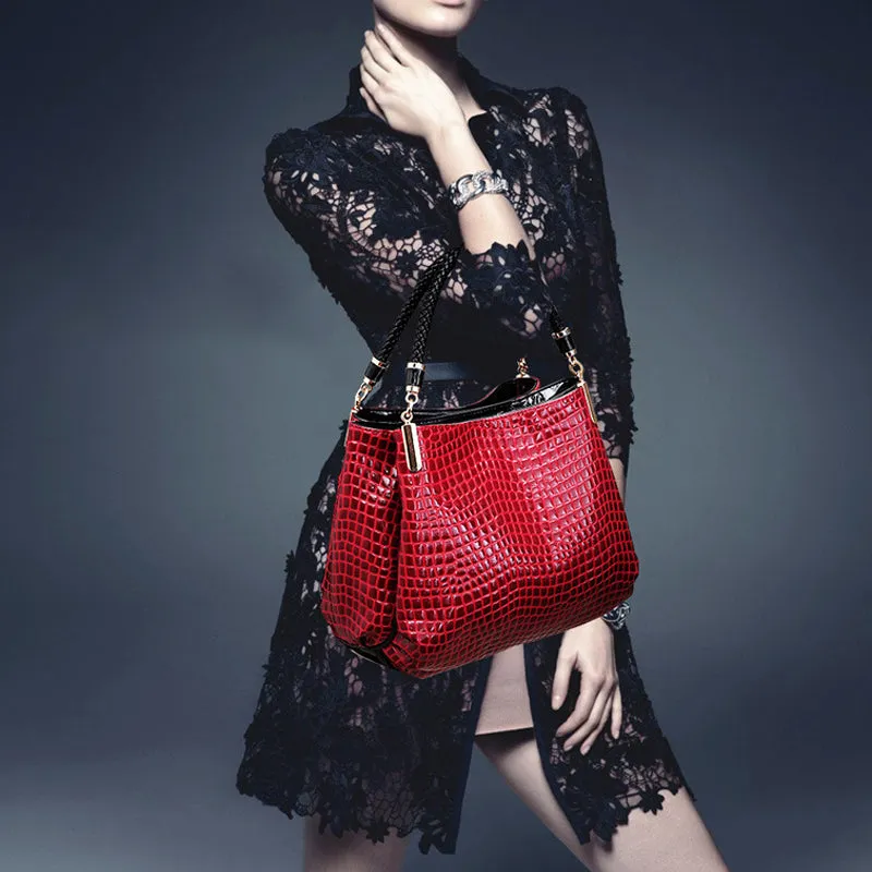 2022 New Women Crocodile Pattern One-shoulder Bag