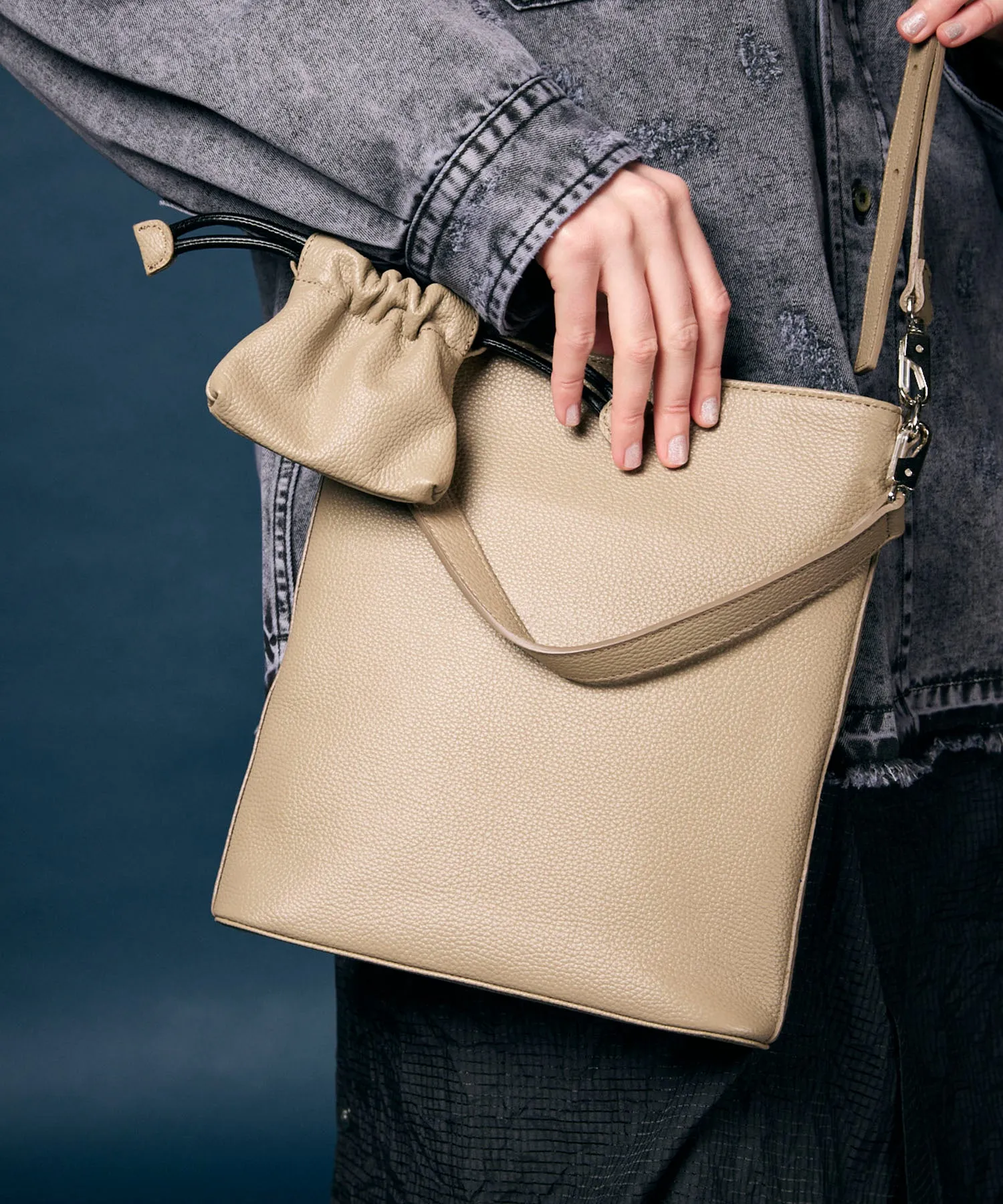 Chic 2WAY Mini Leather Shoulder Bag with Elegant Drawstring Charm