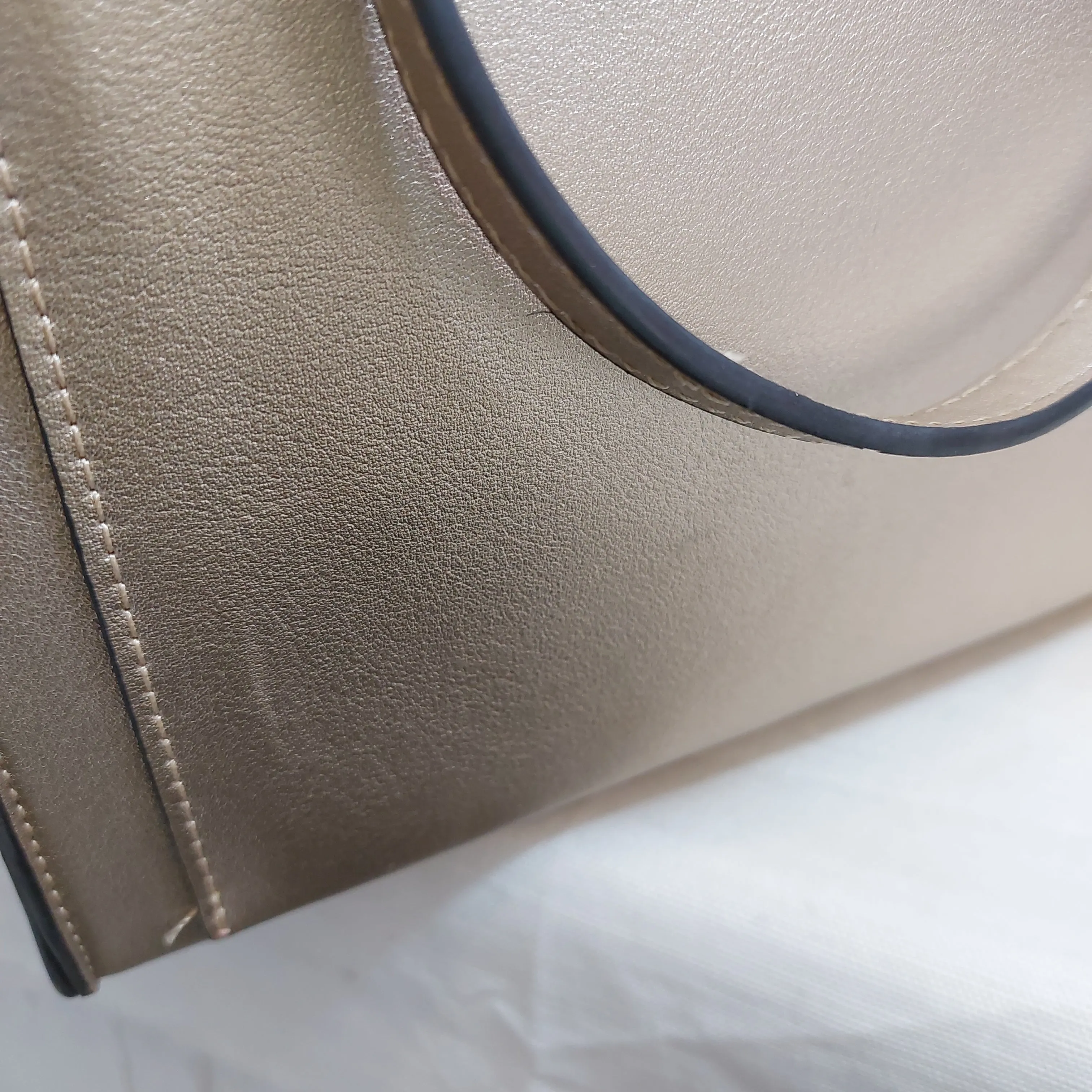 Aldo Light Gold Medium Satchel | Pre Loved |