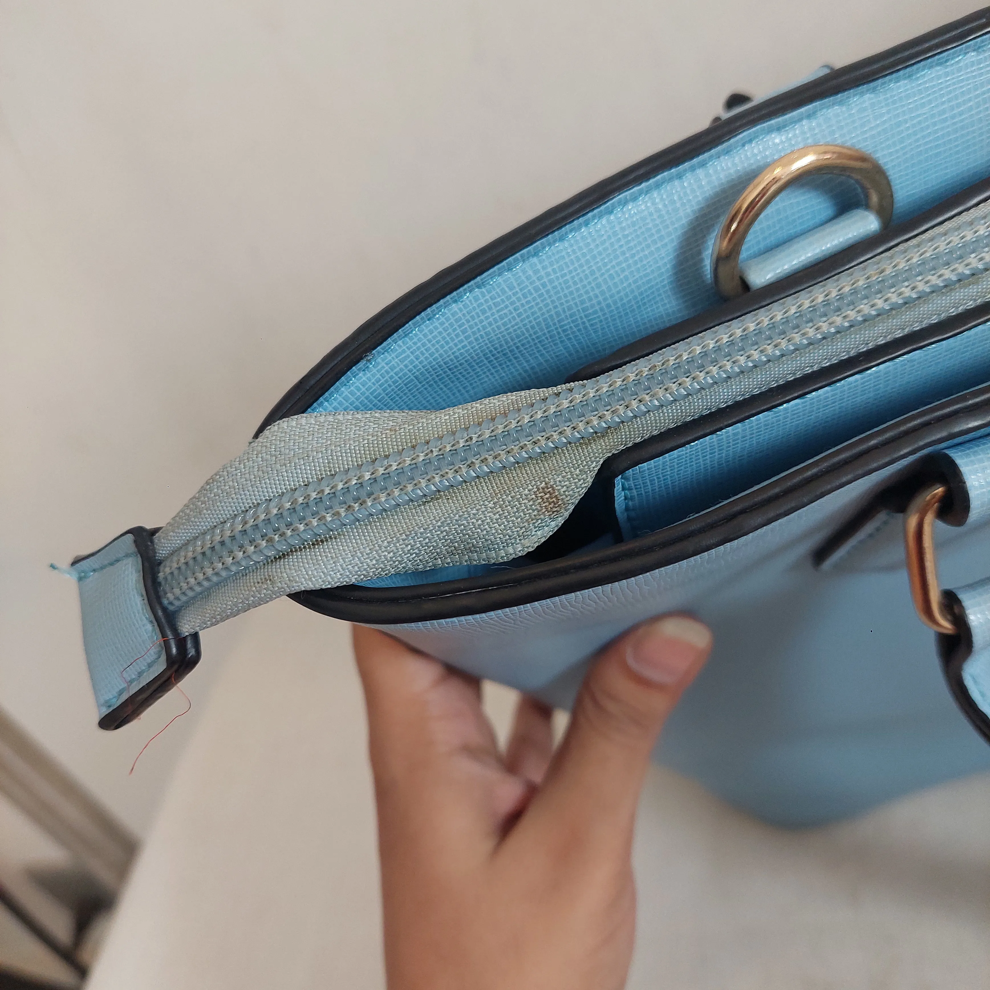 ALDO Sky Blue Front-pocket Satchel | Pre Loved |