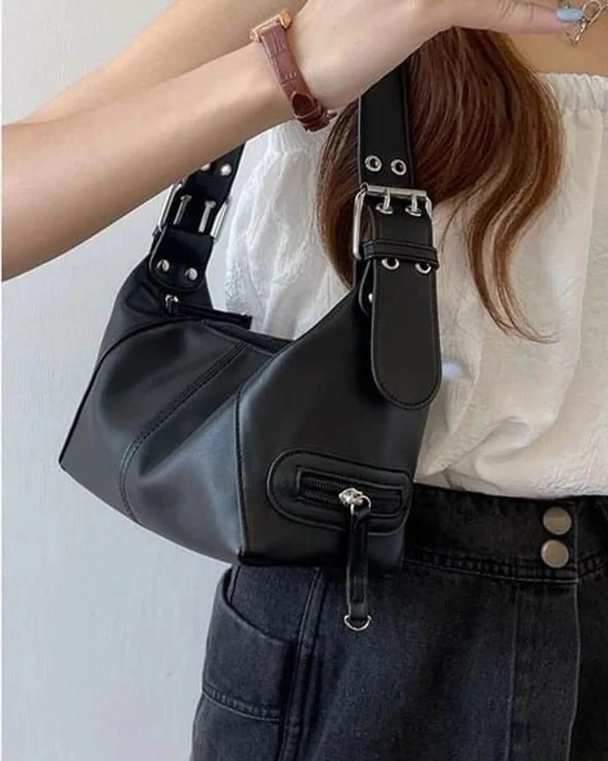 HOBO SHOULDER BAG