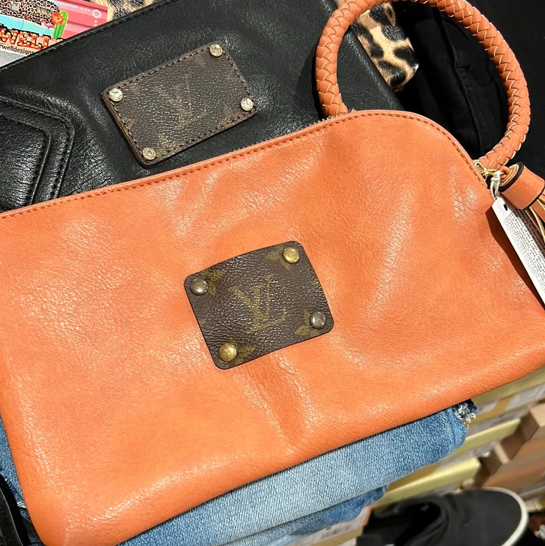 KIG Hobo Wristlet