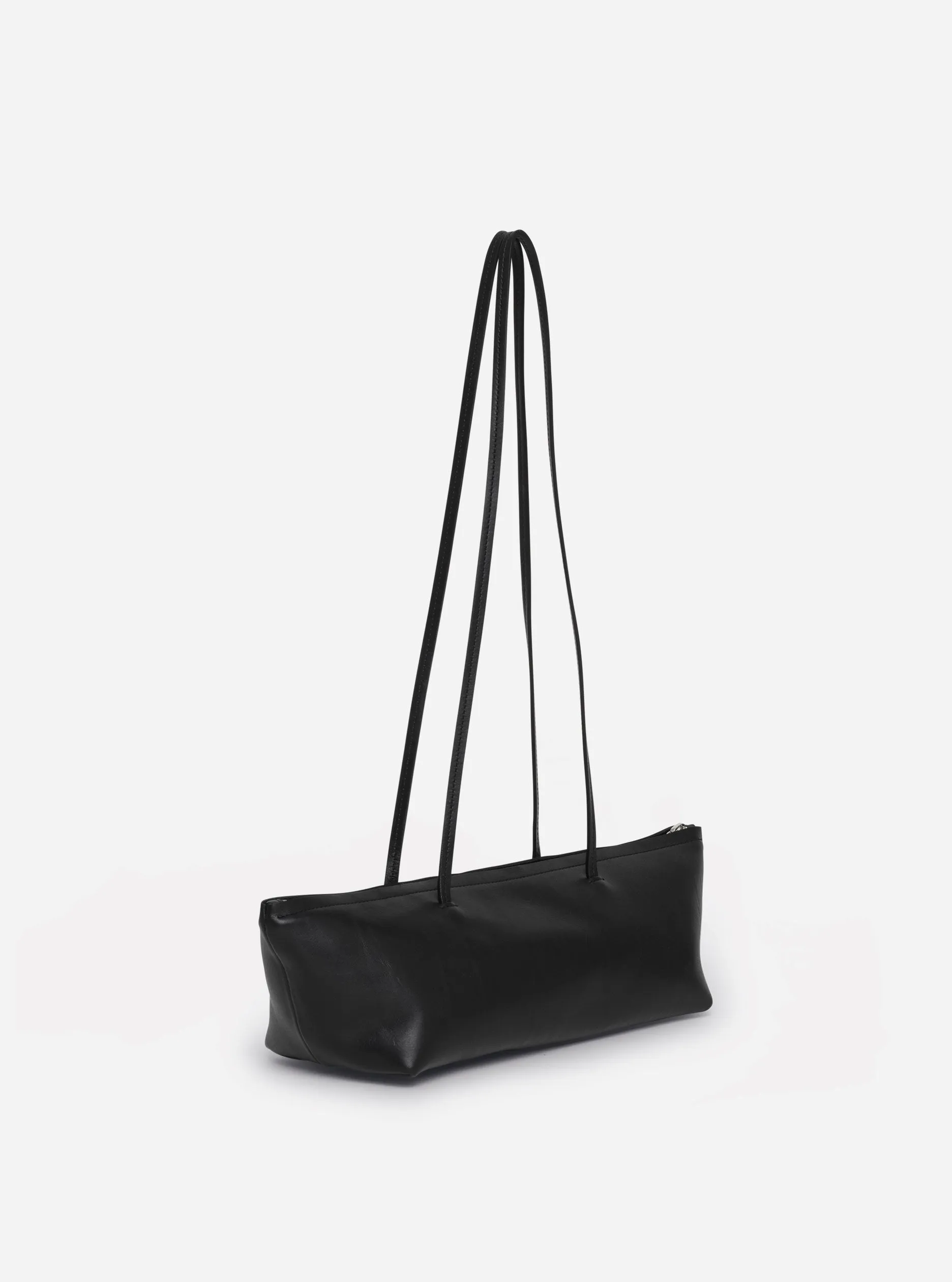 LEATHER HANDBAG "AB 124" IN BLACK