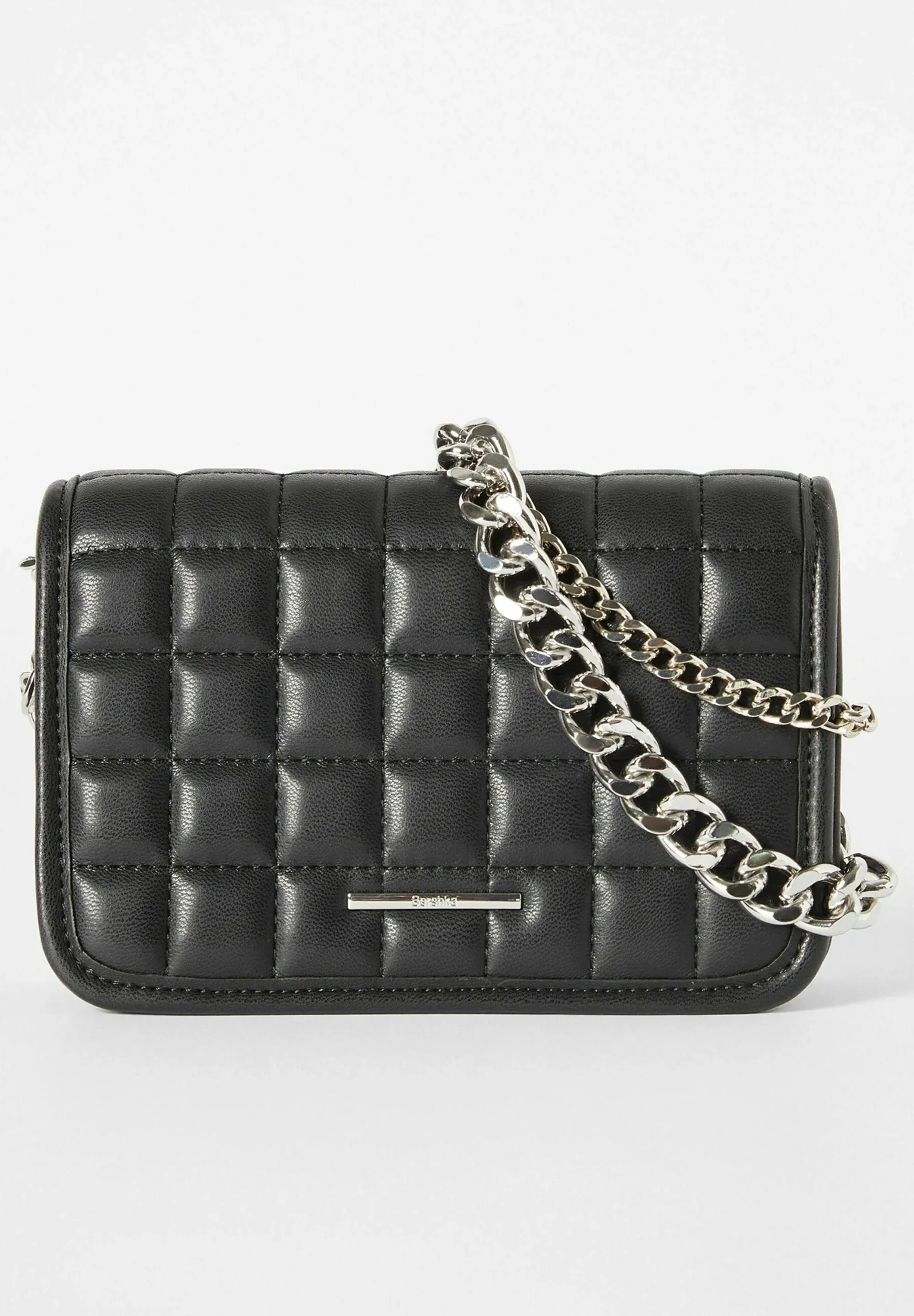 MIT KETTEN - Across body bag - Bershka