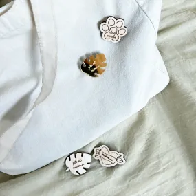 Mum Brooch